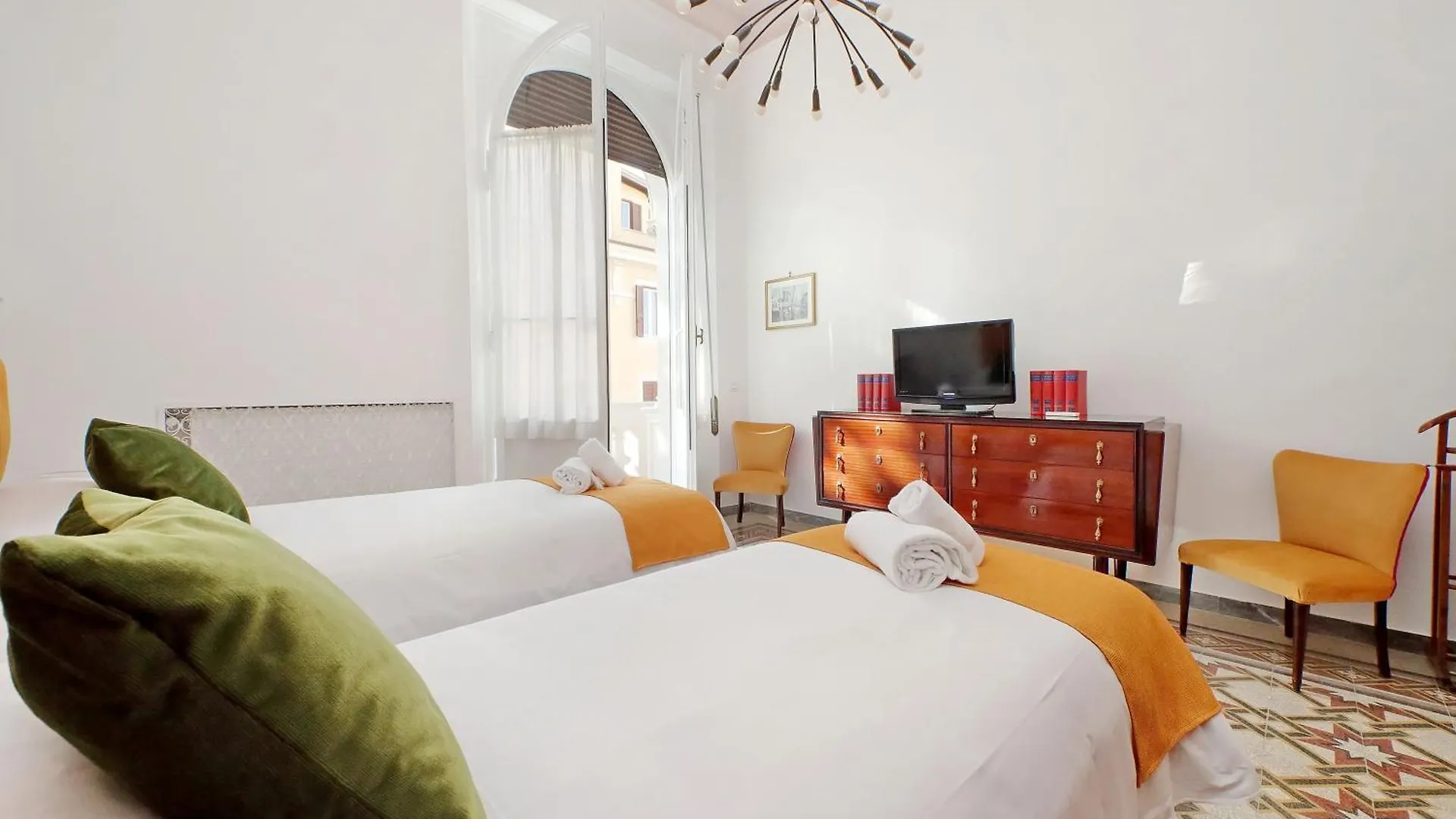 4Bnb - Monteverde Chic & Comfort Rome 0*,  Italy