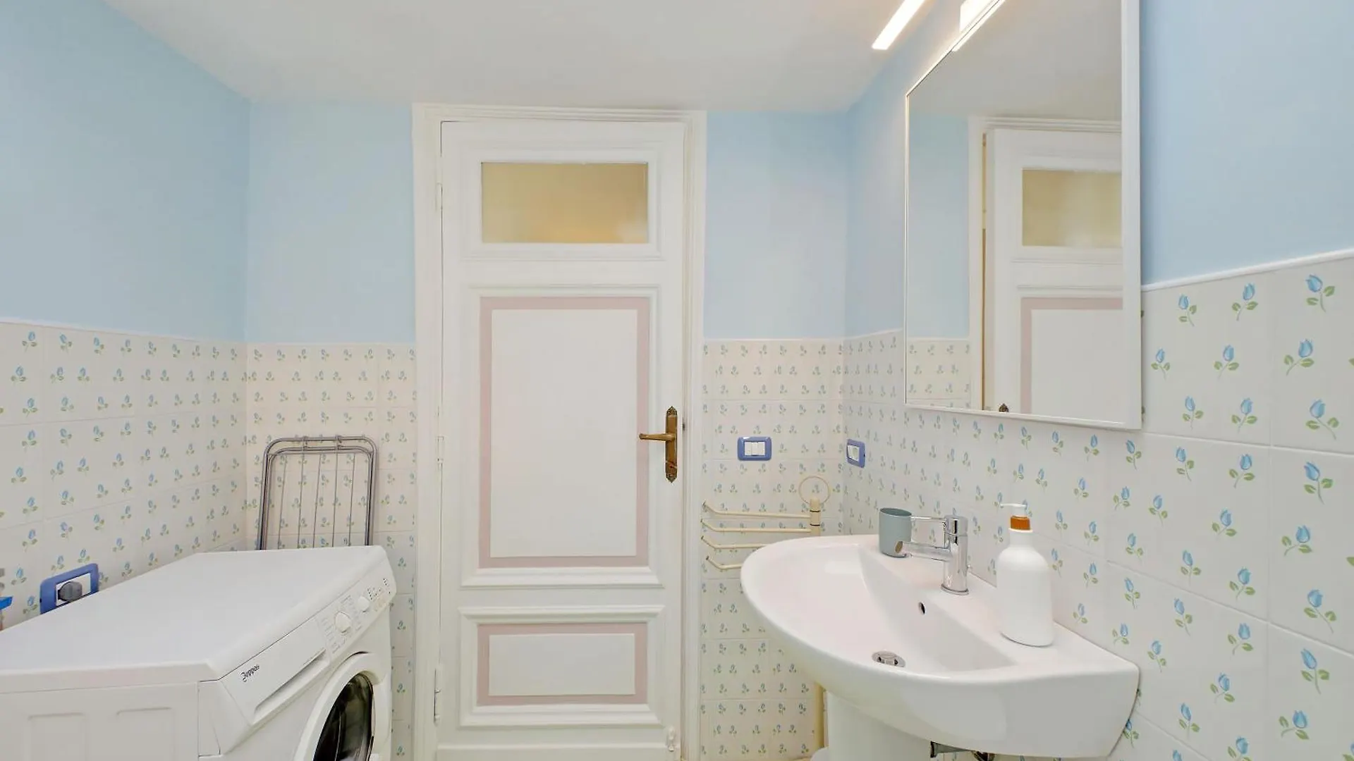 Apartment 4Bnb - Monteverde Chic & Comfort Rome