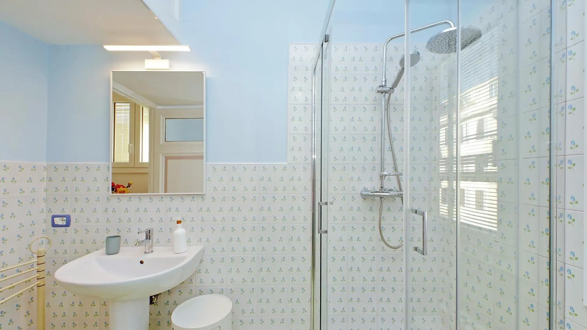 4Bnb - Monteverde Chic & Comfort Rome 0*,  Italy