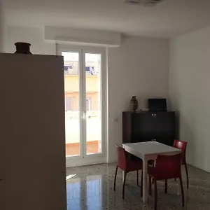 Appartamento Via Raffaele Balestra, Roma